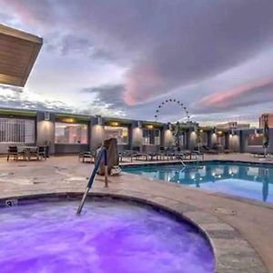 Princess Suite * Platinum Hotel With Balcony Strip View